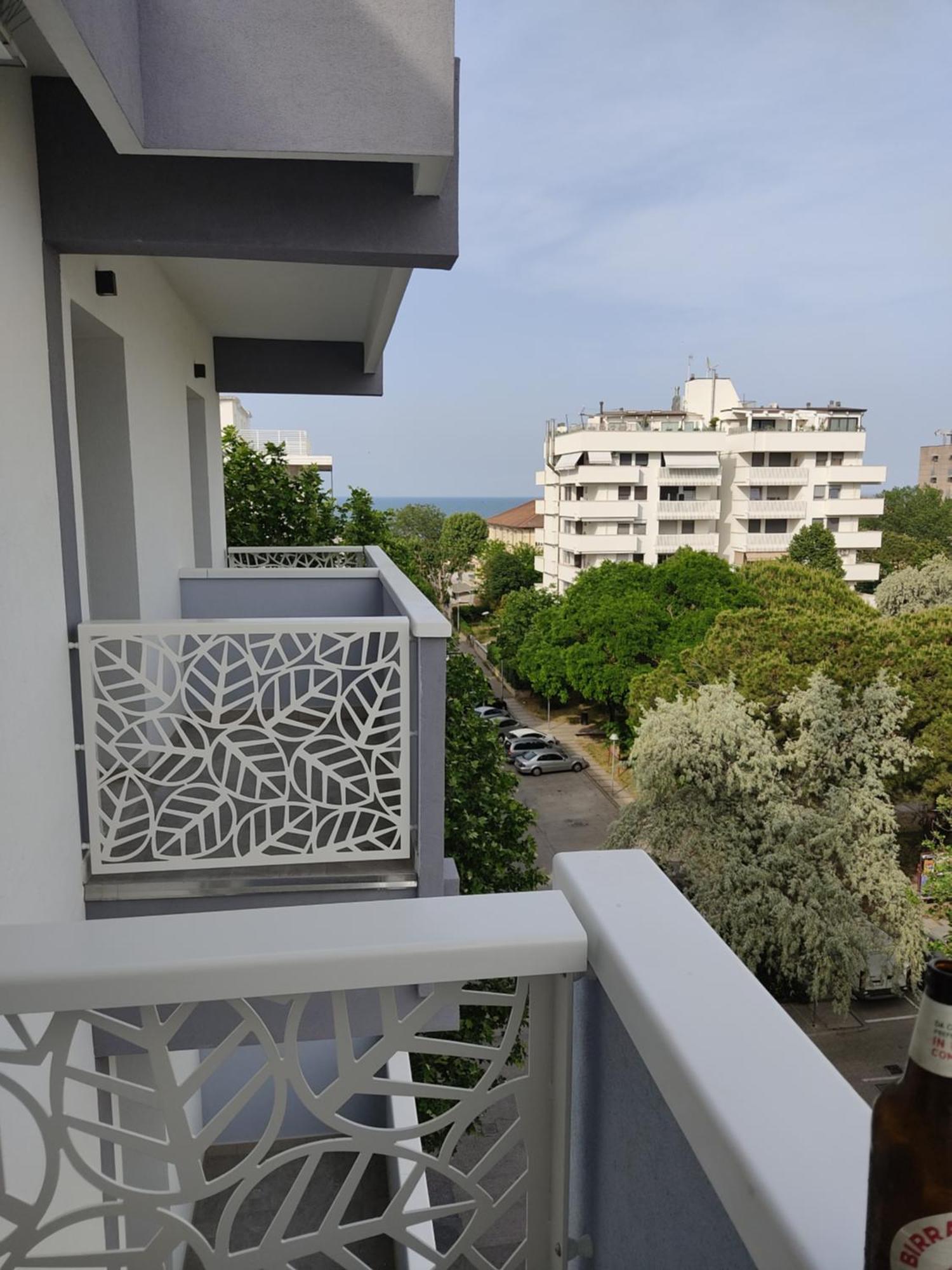 Hotel Caravel Park Римини Экстерьер фото